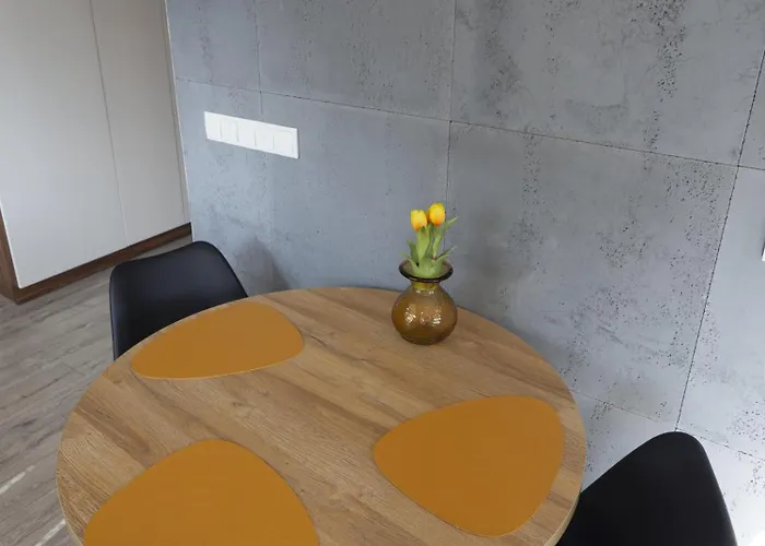 Carpano, Ogrodnicza 7 /